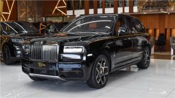 
										Rolls Royce Cullinan full									