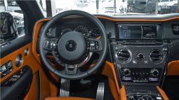 
										Rolls Royce Cullinan full									