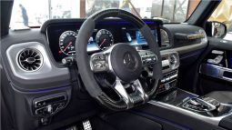 
										Mercedes Benz G63 full									