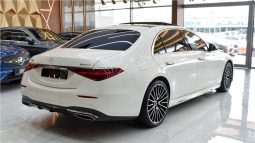 
										Mercedes Benz S580 full									