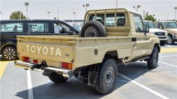 
										Toyota Land Cruiser full									