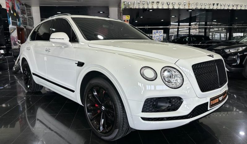 
								Bentley Bentayga full									