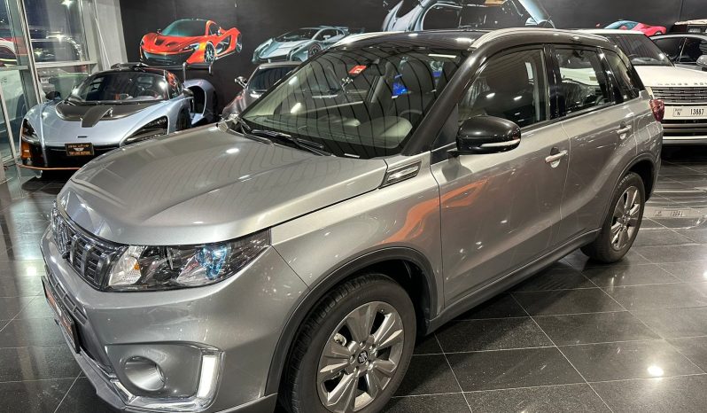 
								Suzuki Vitara full									