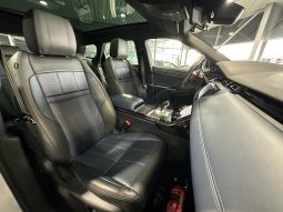 
										Range Rover Evoque P300 full									