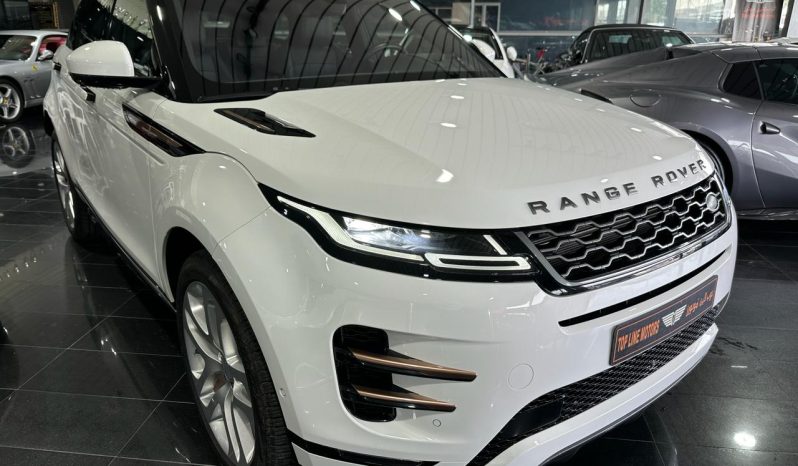 
								Range Rover Evoque P300 full									