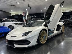 
										Lamborghini Aventador full									