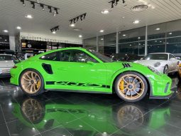 
										Porsche Gt3 Rs full									