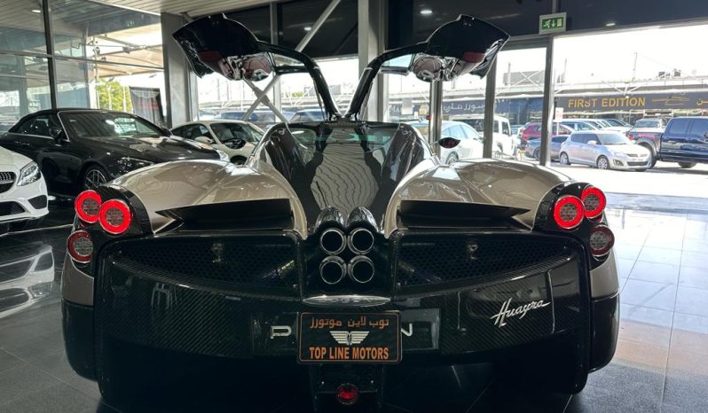 
								Pagani Huayra V12 – 1 Out Of 100,Brand New full									