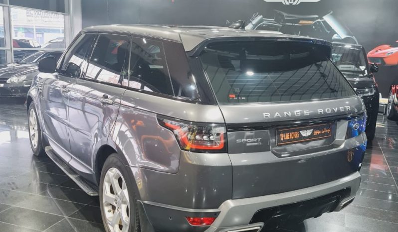 
								Range Rover Vogue full									