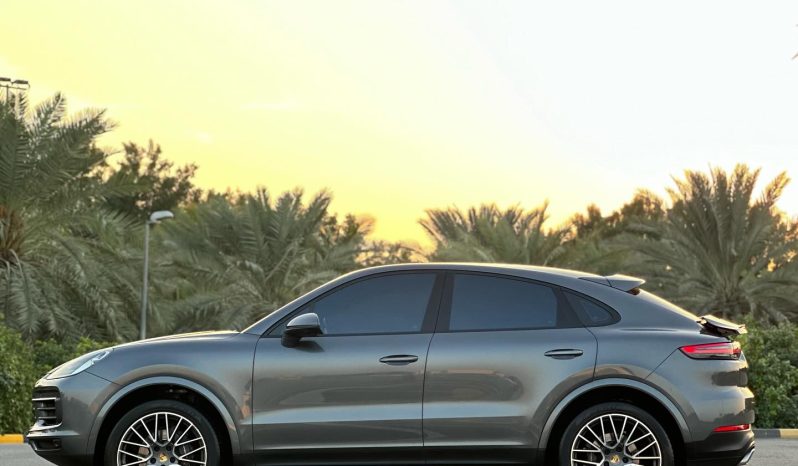 
								Porsche cayenne Coupe V6 full									