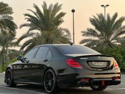 
										MERCEDES S560 V8 full									