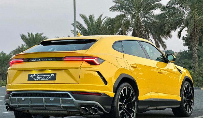 
								LAMBARGHINI URUS full									