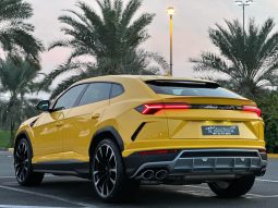 
										LAMBARGHINI URUS full									