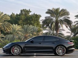 
										PORSCHE PANAMERA TURBO 550HP full									