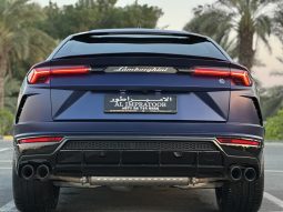 
										LAMBARGHINI URUS full									