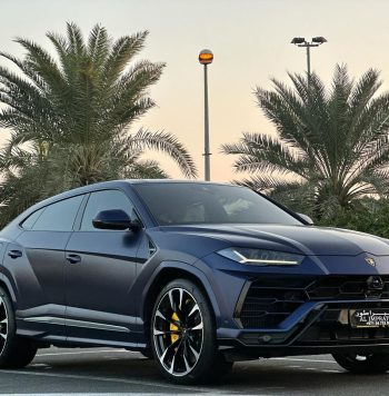 LAMBARGHINI URUS