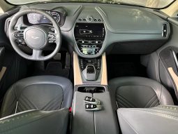 
										ASTON MARTIN DBX full									