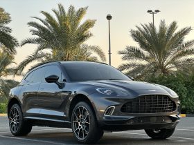 ASTON MARTIN DBX