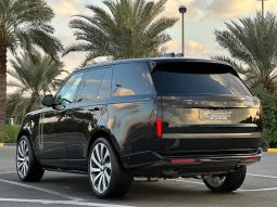 
										RANGE ROVER VOGUE HSE P530 full									