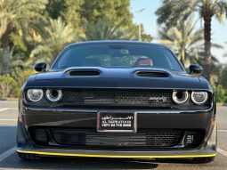 
										Dodge challenger hennessy SRT full									