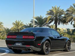 
										Dodge challenger hennessy SRT full									