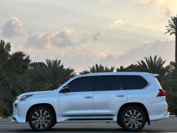 
										LEXUS LX570S SIGNATURE full									