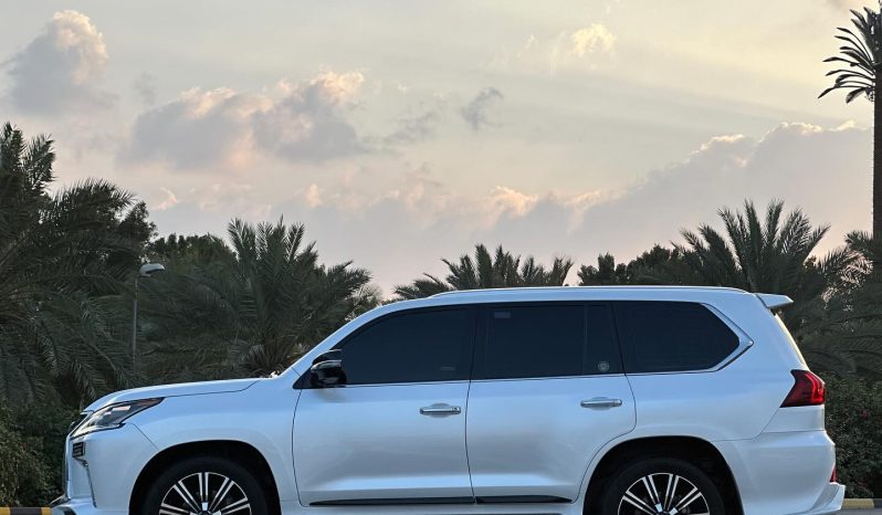 
								LEXUS LX570S SIGNATURE full									