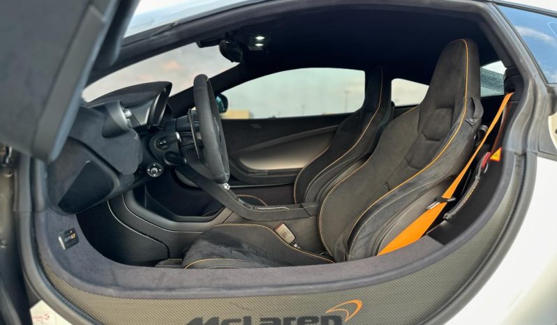 
								MCLAREN 675LT full									