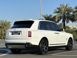 
										ROLLS ROYCE CULLINAN SILVER BADGE full									