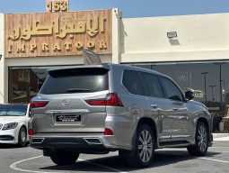 
										LEXUS LX570S SIGNATURE full									