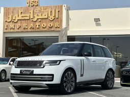 
										RANGE ROVER VOGUE HSE P530 full									