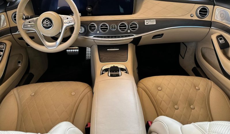 
								MERCEDES S560 V8 full									