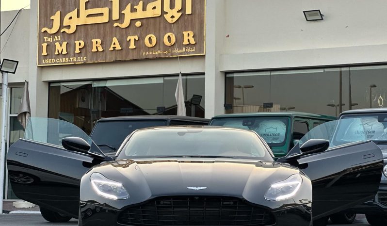 
								ASTON MARTIN full									