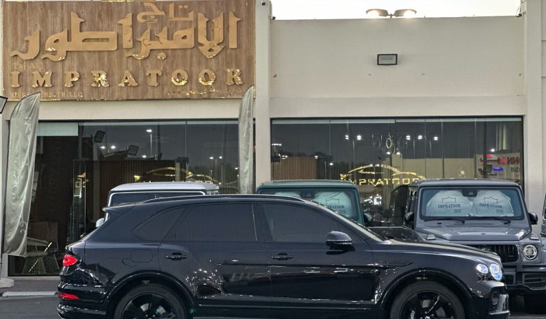 
								BENTLEY BENTAYGA full									