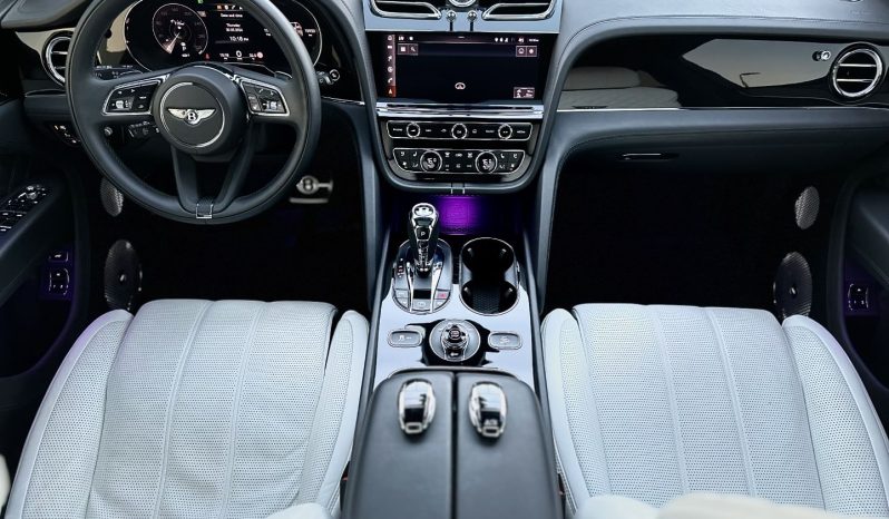 
								BENTLEY BENTAYGA full									