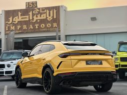 
										LAMBARGHINI URUS full									