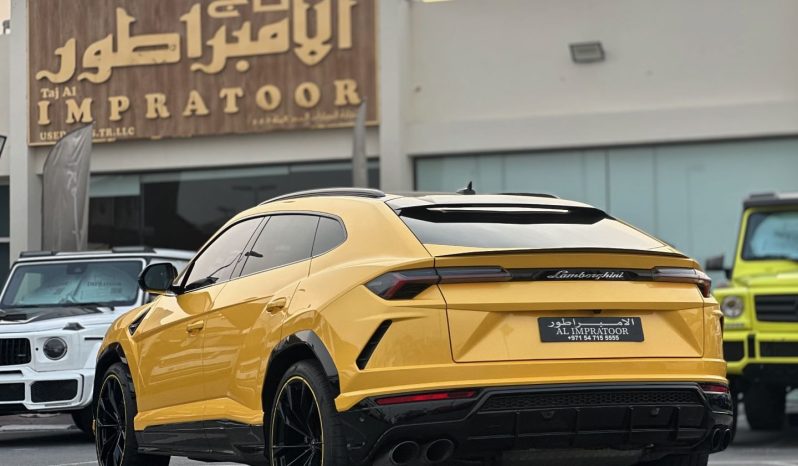 
								LAMBARGHINI URUS full									