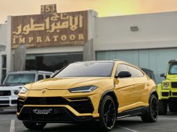 
										LAMBARGHINI URUS full									