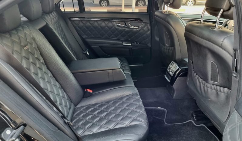 
								Mercedes Benz S550 full									