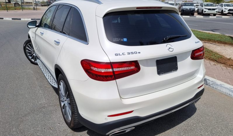 
								Mercedes-Benz Glc350 full									