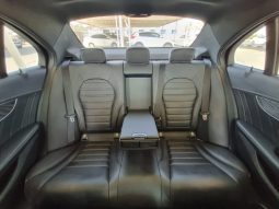 
										Mercedes Benz C200 full									