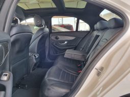 
										Mercedes Benz C200 full									