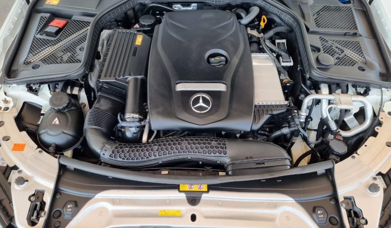 
								Mercedes Benz C200 full									