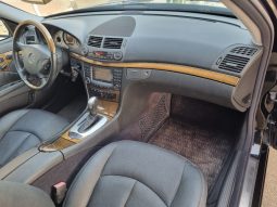 
										Mercedes Benz E500 full									