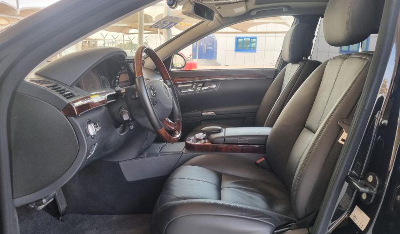 
								Mercedes Benz S550 full									