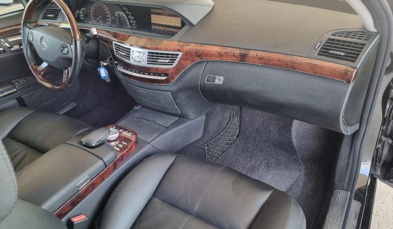 
								Mercedes Benz S550 full									