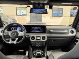 
										MERCEDES BENZ G63 full									