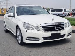 
										MERCEDES BENZ E350 full									