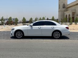 
										Mercedes E220 full									