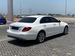 
										Mercedes E220 full									